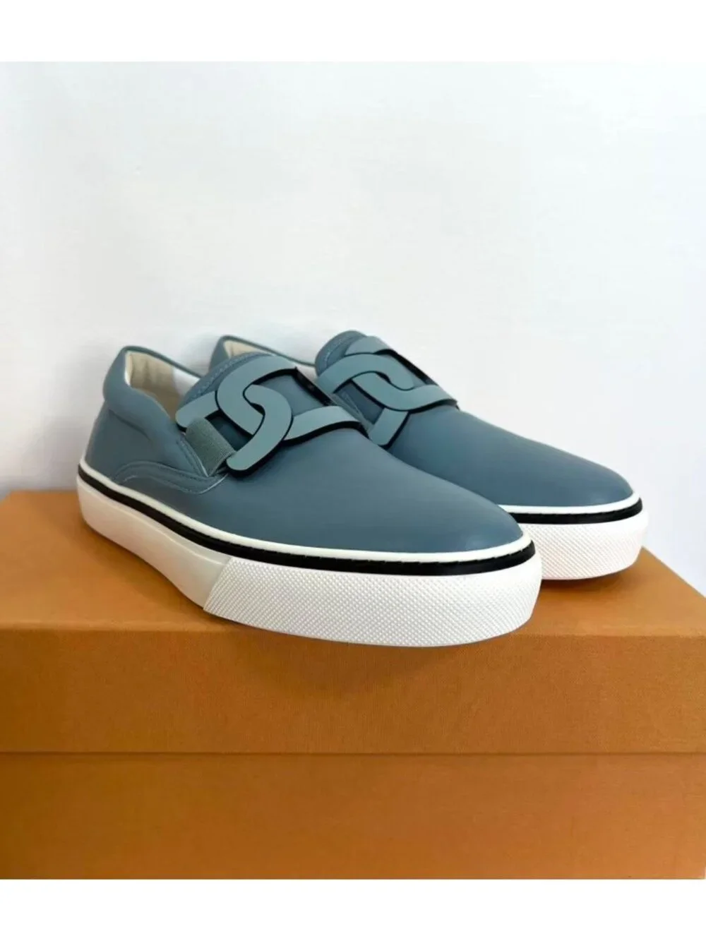 Tod’s Women’s Catena Pelle Slip-on Leather Sneakers Light Blue EU38